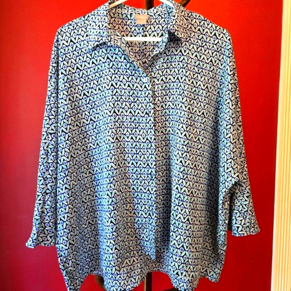 Chico's High/Low Blue Patterned Buttoned Down 3/4… - image 2